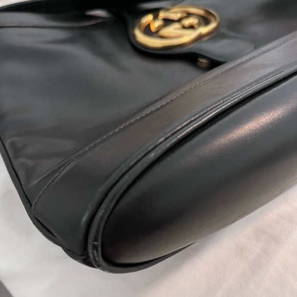 Authentic Gucci Vintage Black Calf Leather GG Shoulder bag - Picture 5 of 8